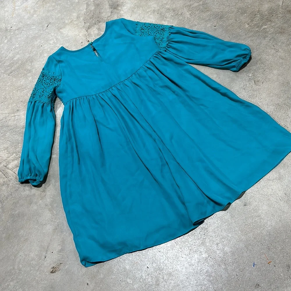 Teal with crochet design‎ button closure dress / blush brand / Size 14 / T-74